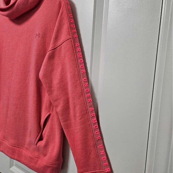 Under Armour Sweatshirt Women's Sm Pink Cowl Neck Loose Fit Mesh Sleeve Insert - Picture 6 of 10